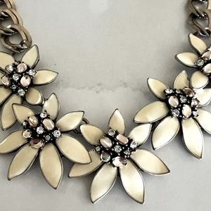 Statement enamel necklace